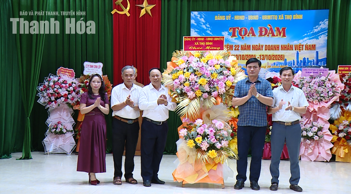 Các xã Hà Trung, Thọ Bình gặp mặt, tôn vinh doanh nghiệp, doanh nhân tiêu biểu