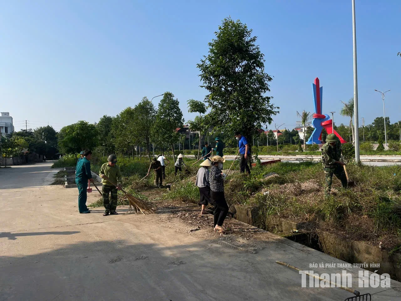 Xã Triệu Sơn huy động hơn 6.000 lượt người tổng vệ sinh môi trường
