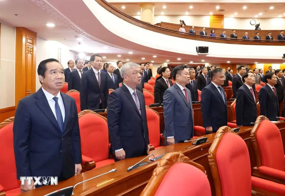 Khai mạc Hội nghị lần thứ Tư, Ban Chấp hành Trung ương Đảng khóa XIV