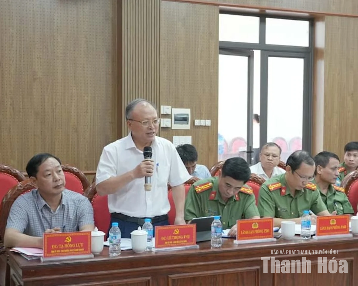 Giám đốc Công an tỉnh làm việc với Đảng ủy 8 xã