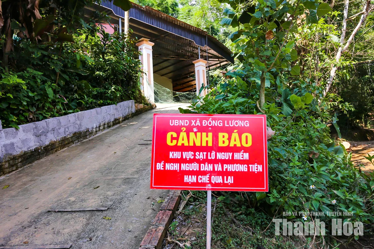 Toàn cảnh đồi Na Lo, Na Niêng nứt toác khiến 180 người dân chưa thể về nhà