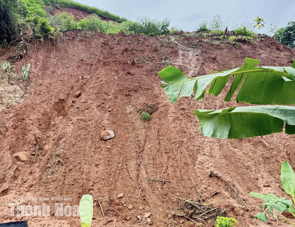 Hỗ trợ 6 tỷ đồng khắc phục sạt lở tuyến đường từ Mường Lát đi bản Chim