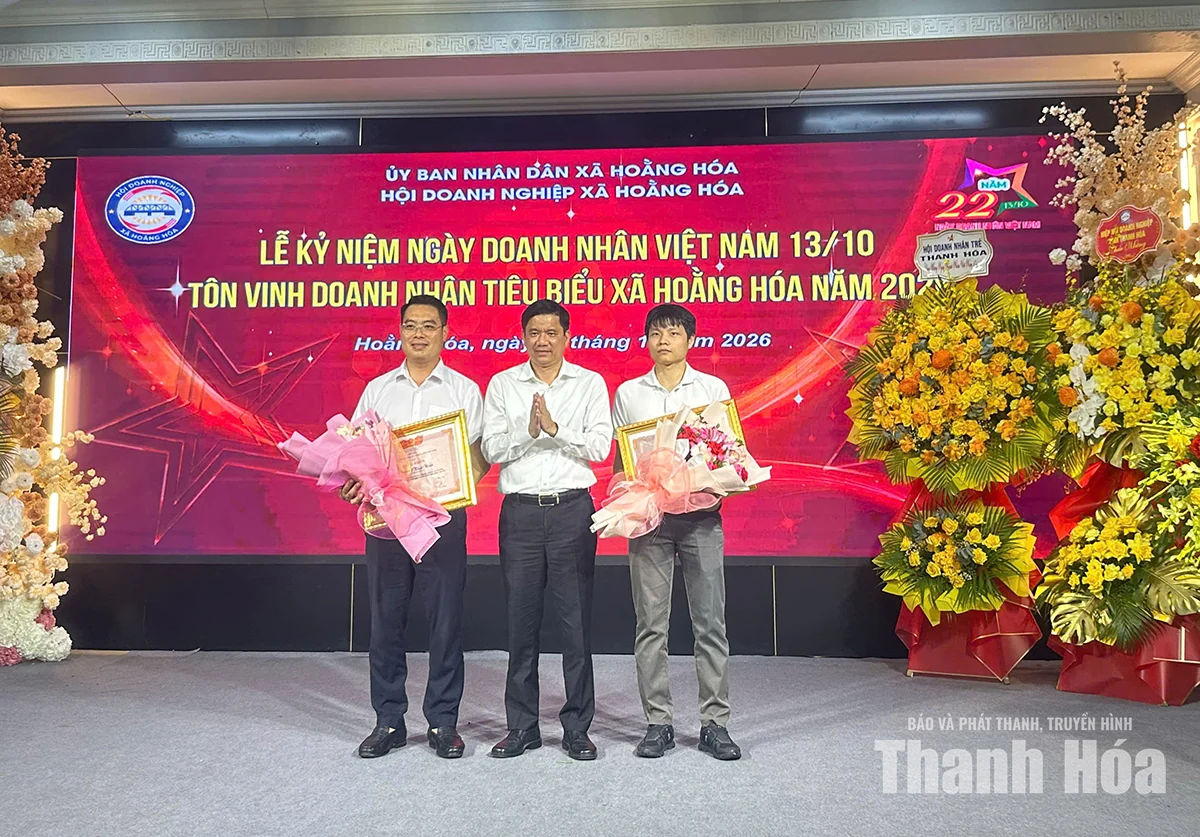 Xã Hoằng Hóa kỷ niệm ngày Doanh nhân Việt Nam