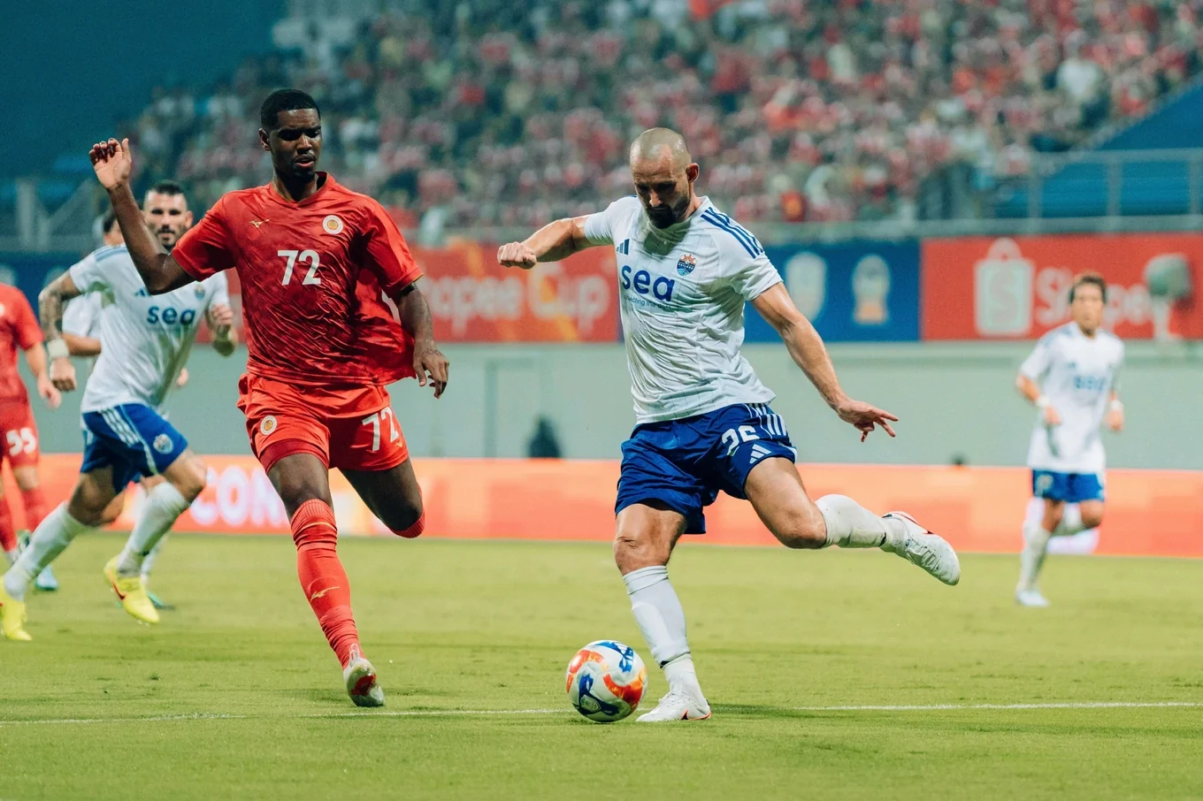 Thắng đậm Thể Công Viettel, Hà Tĩnh vươn lên top đầu V.League; Thái Lan thưởng đậm sau kỳ tích tại Asiad 2026