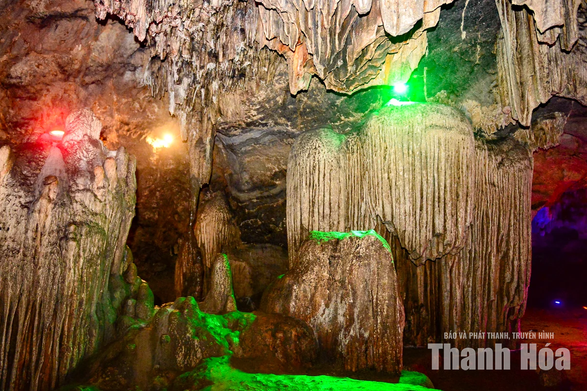 Chiêm ngưỡng “cõi tiên” trong lòng núi Tam Điệp