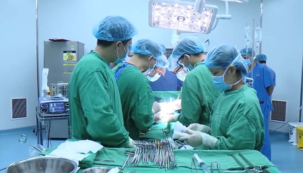 Tầm soát ung thư cổ tử cung: Đừng đợi có triệu chứng