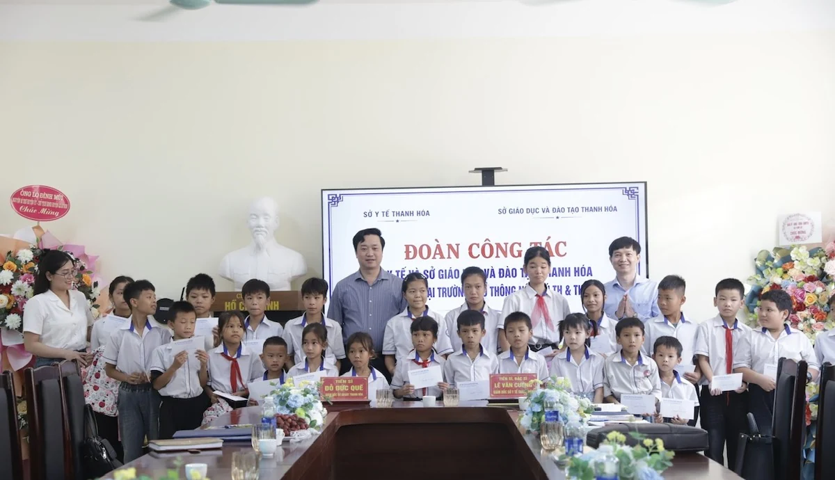 Đoàn công tác liên ngành Y tế, Giáo dục làm việc tại Trường Phổ thông nội trú Tiểu học và THCS Tam Lư