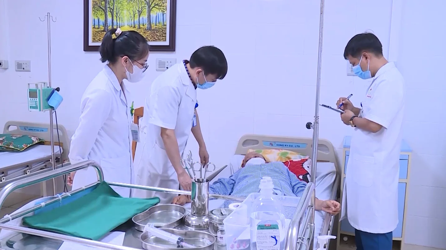 Bộ Y tế: Không sử dụng khám chữa bệnh từ xa để thay thế, trì hoãn cấp cứu
