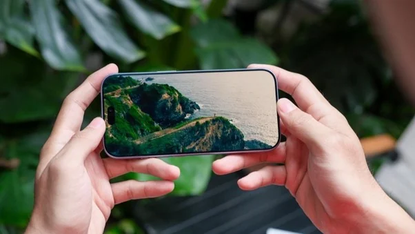 iPhone 18 Pro thách thức iPhone 17 Pro Max: Sức mạnh A20 Pro bứt phá cùng thiết kế nhỏ gọn