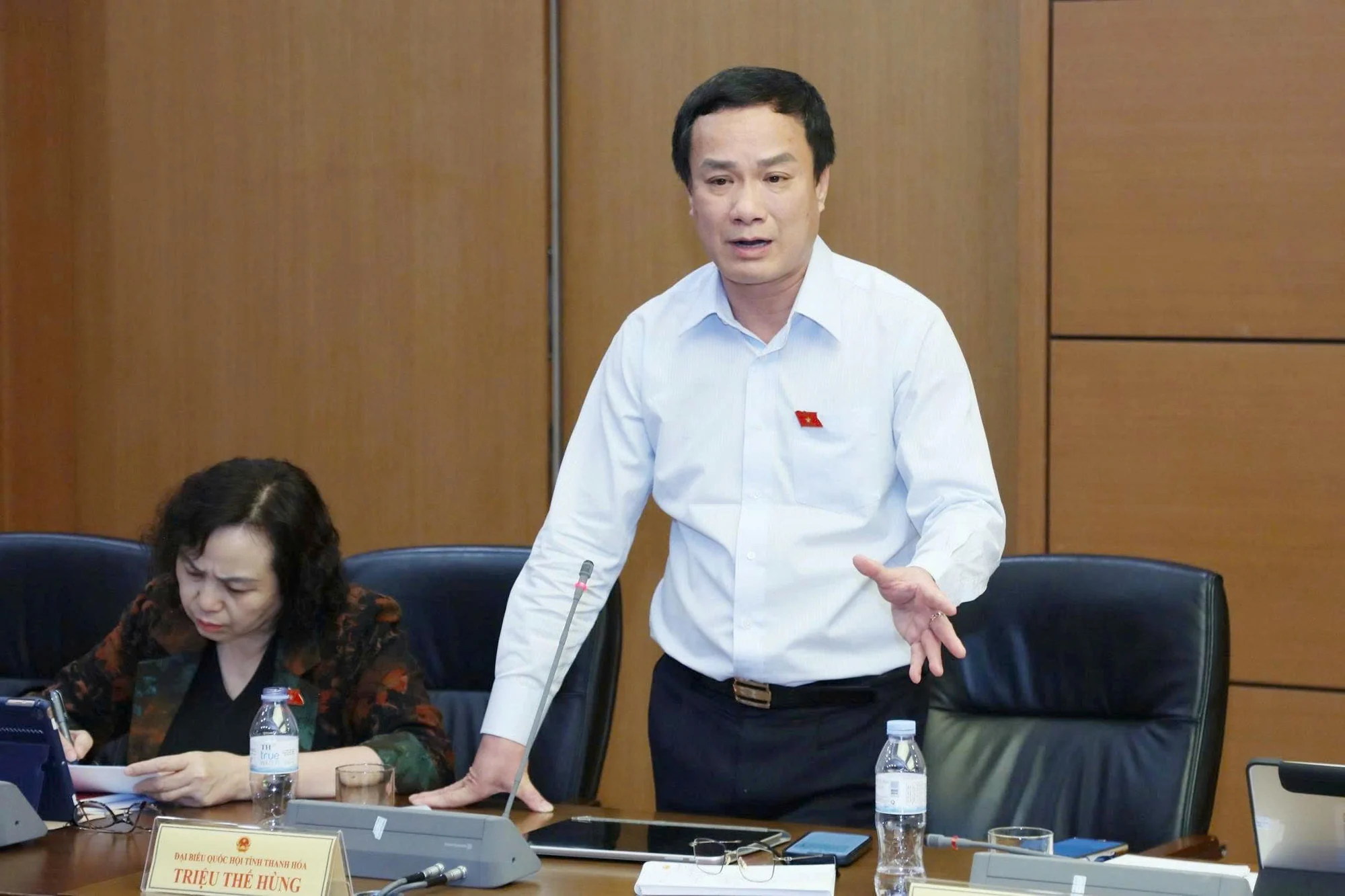 Đại biểu Quốc hội tỉnh Thanh Hóa kiến nghị gỡ vướng cho dự án tồn đọng và tháo các nút thắt trong giáo dục