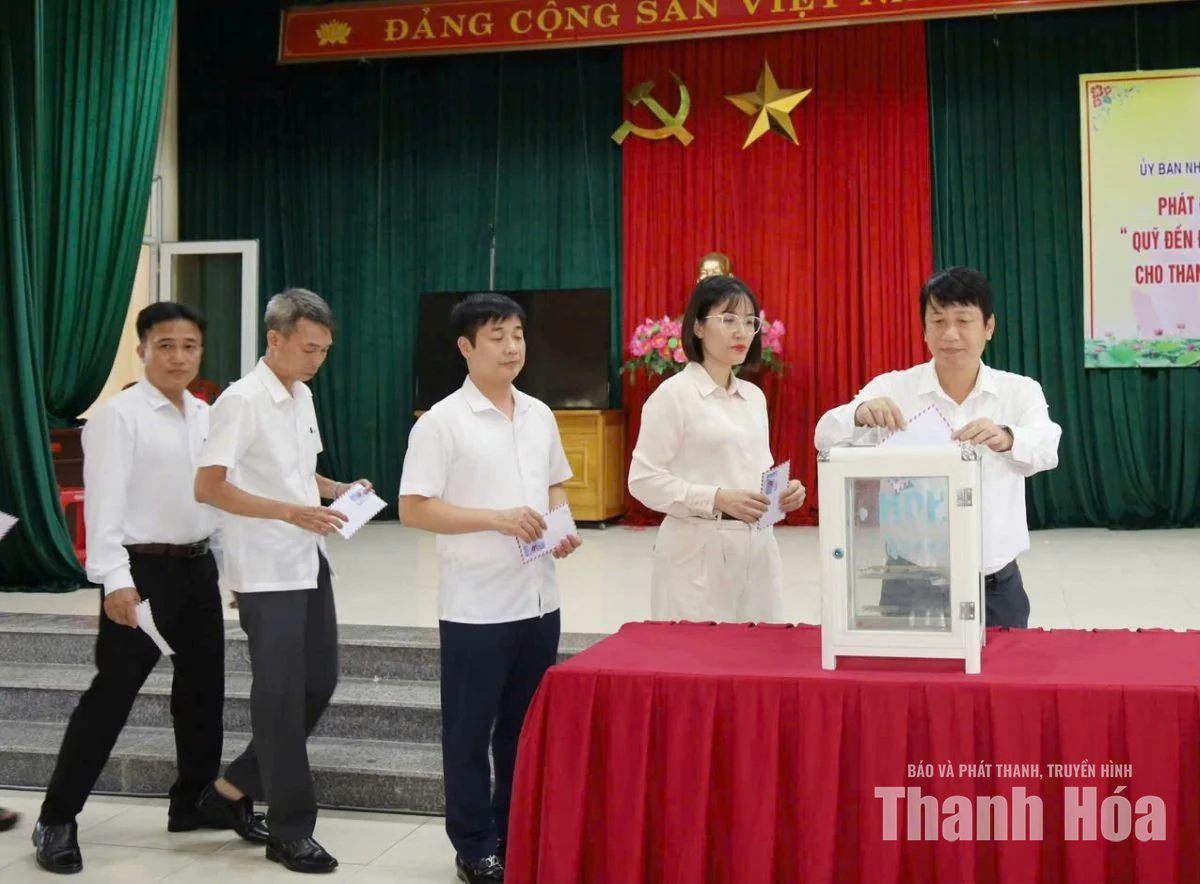 Xã An Nông phát động ủng hộ “Quỹ vì người nghèo”