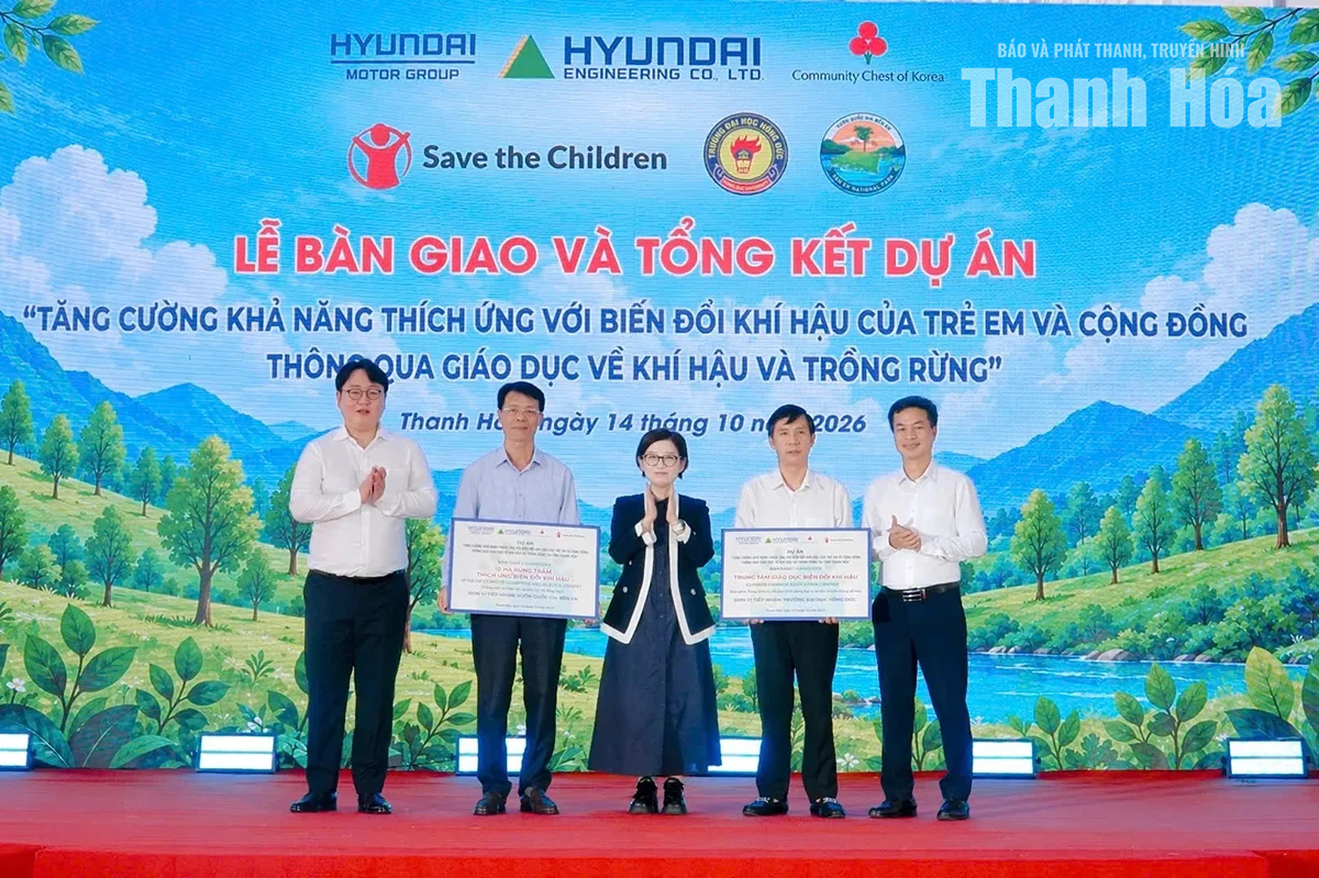 Nâng cao nhận thức và kỹ năng ứng phó với biến đổi khí hậu cho sinh viên, học sinh