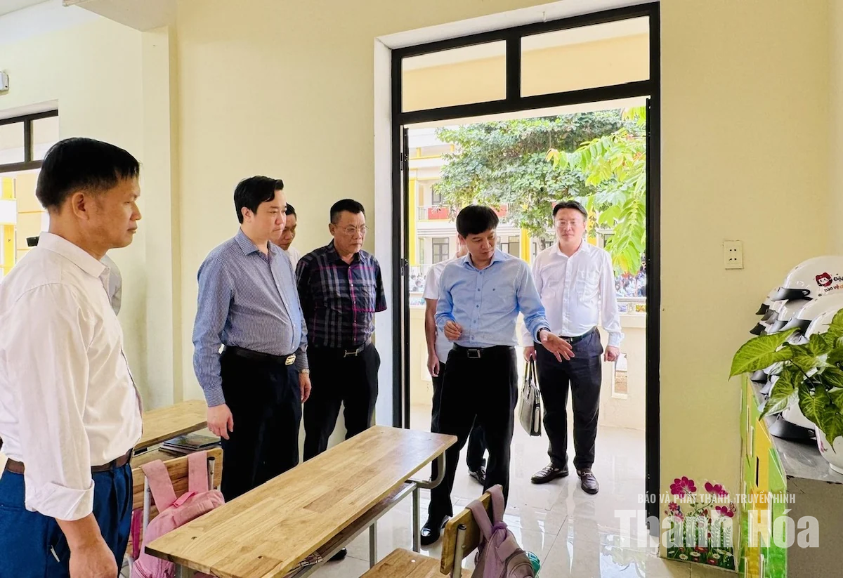 Đoàn công tác liên ngành Y tế, Giáo dục làm việc tại Trường Phổ thông nội trú Tiểu học và THCS Tam Lư