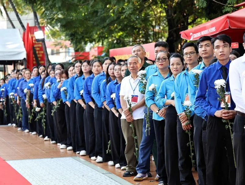 Cuộc trở về xúc động sau hơn nửa thế kỷ