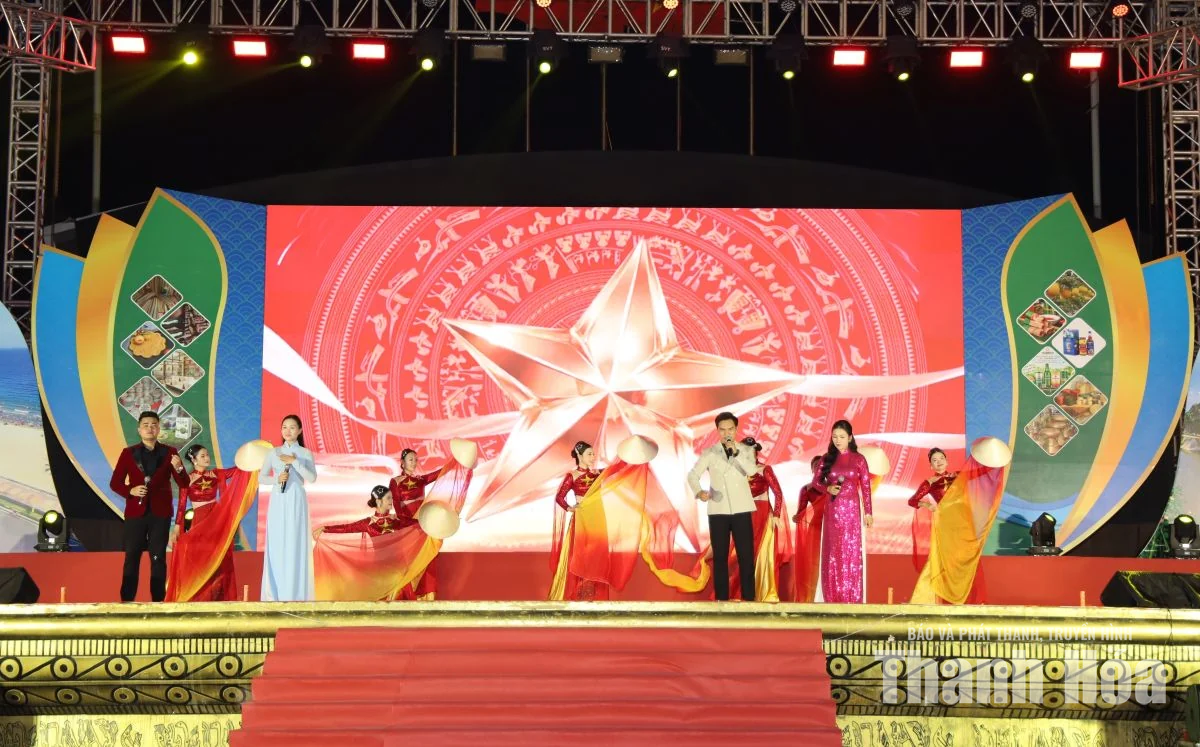 Khai mạc Hội chợ triển lãm hàng công nghiệp nông thôn tiêu biểu năm 2026