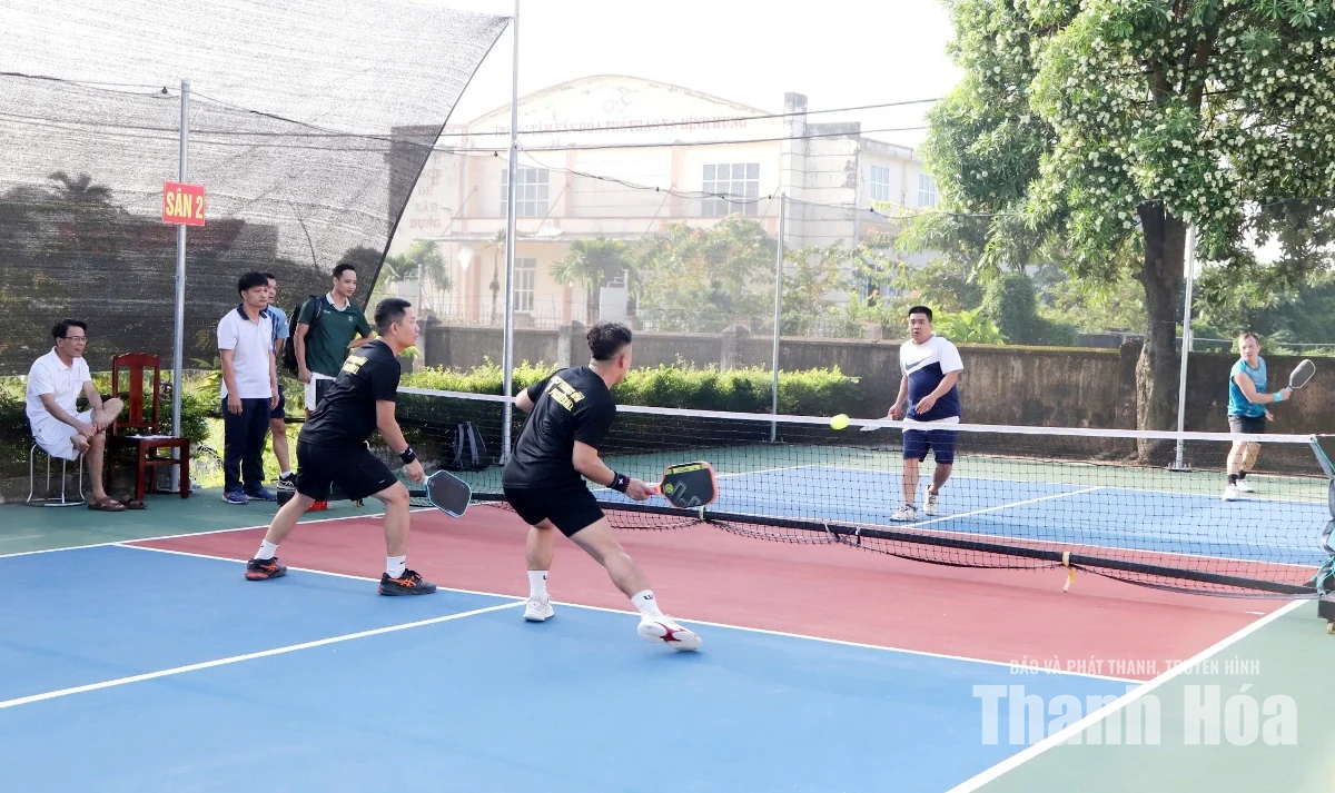 Giải pickleball xã Định Tân&nbsp;chào mừng kỷ niệm Ngày truyền thống Hội LHTN Việt Nam
