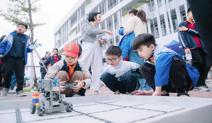 Đổi mới hoạt động trải nghiệm trong trường học theo hướng thực chất
