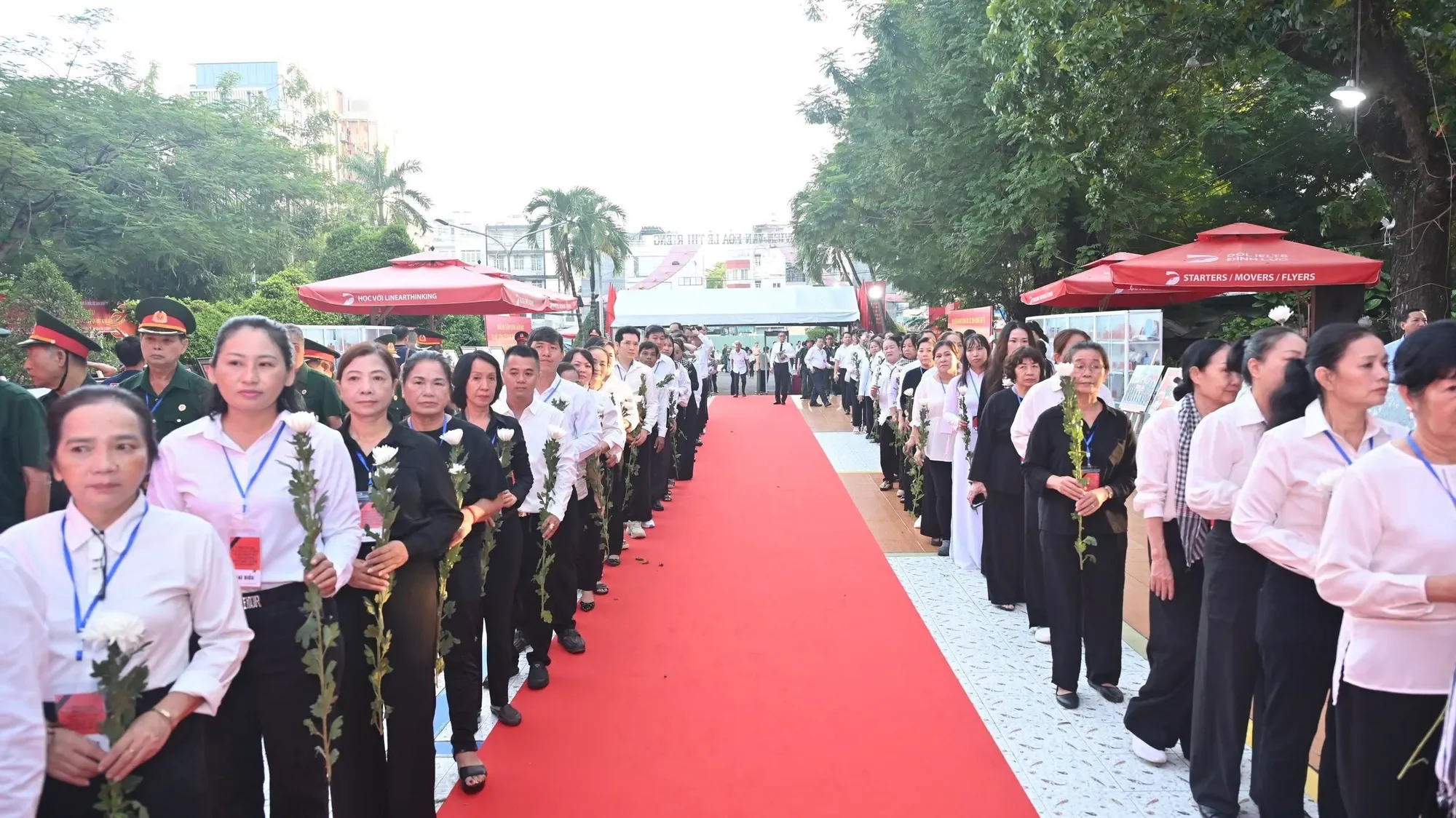 Buổi sớm đặc biệt ở Công viên Lê Thị Riêng
