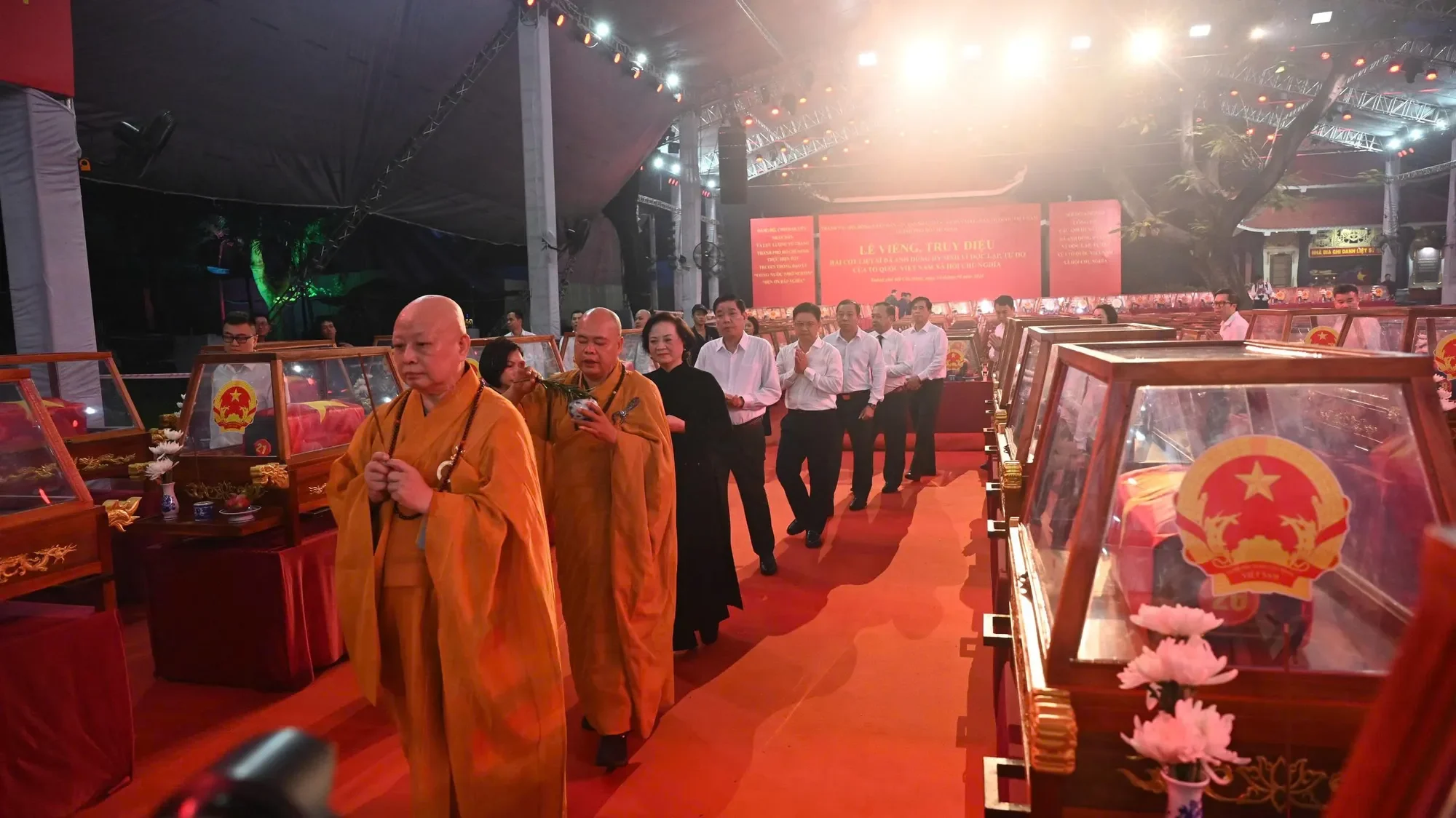 Thành kính cầu nguyện, tri ân các Anh hùng liệt sĩ