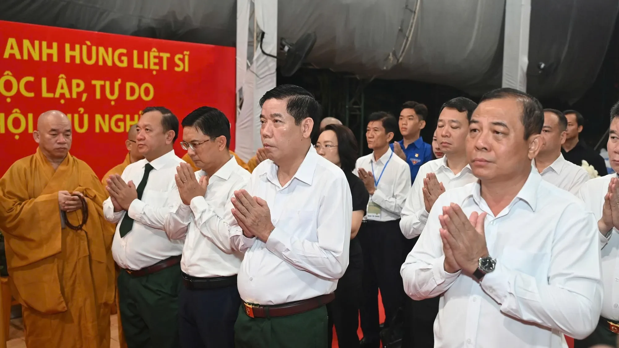 Thành kính cầu nguyện, tri ân các Anh hùng liệt sĩ