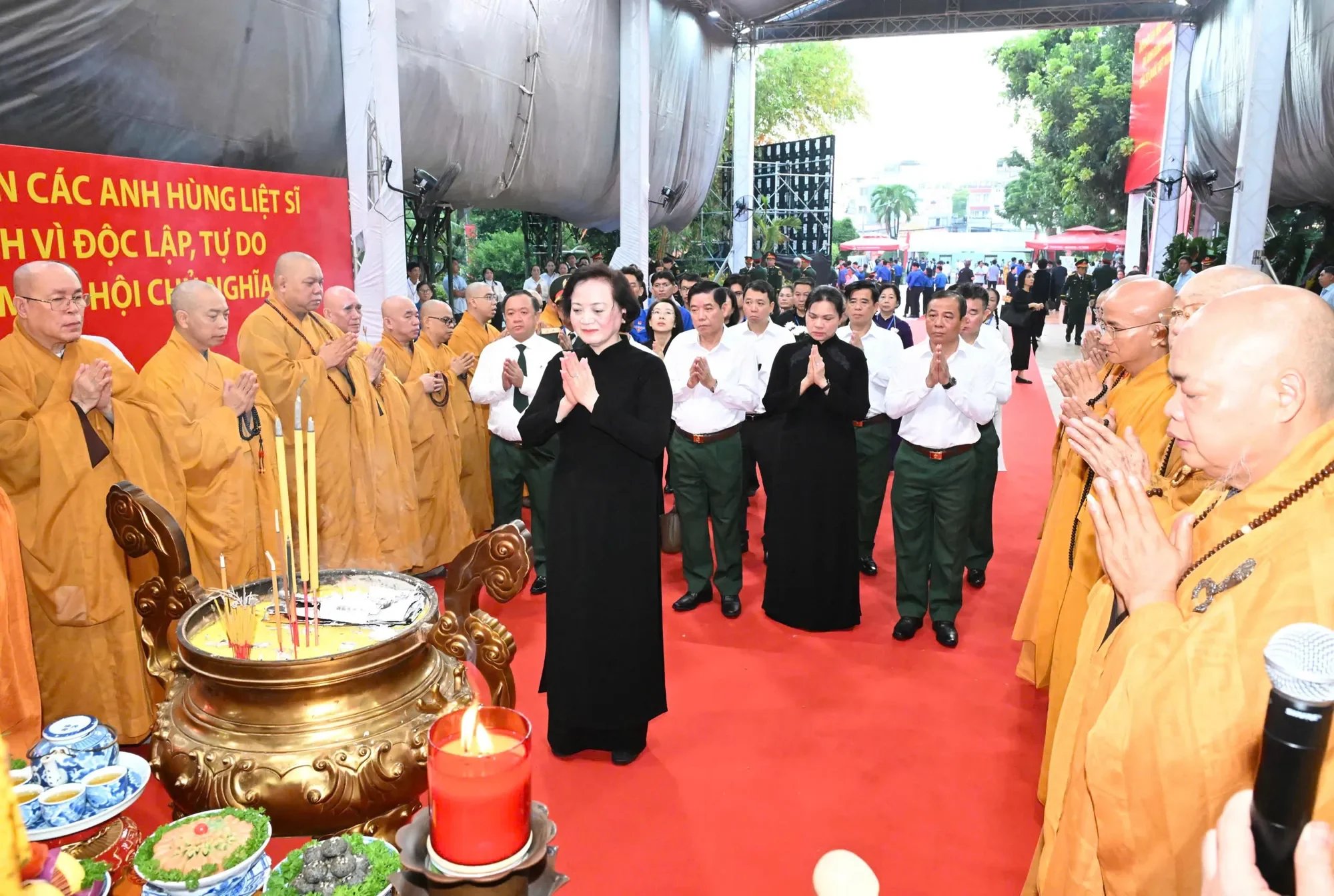 Thành kính cầu nguyện, tri ân các Anh hùng liệt sĩ