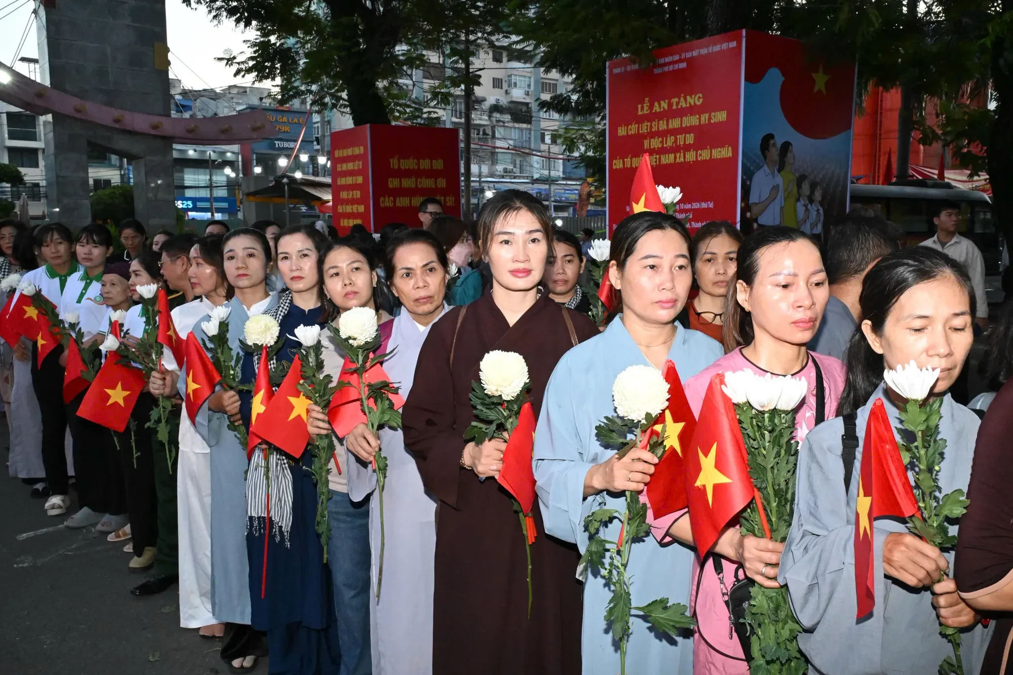 Thành kính cầu nguyện, tri ân các Anh hùng liệt sĩ