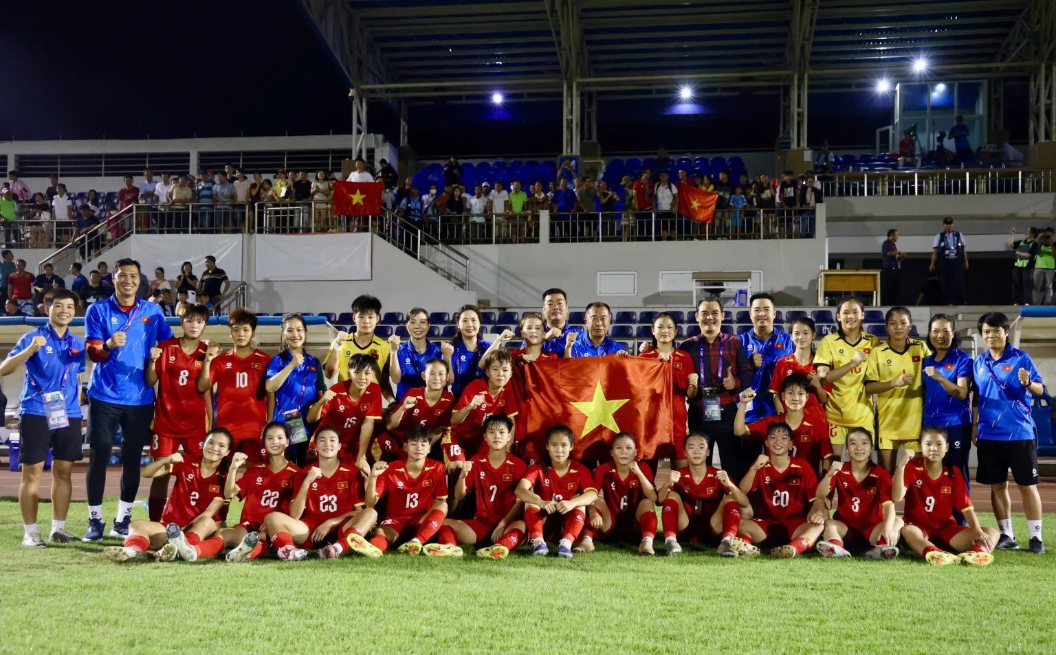 Đội tuyển Việt Nam có cơ hội đấu giao hữu đỉnh cao với Nhật Bản; Man City nhấn chìm Liverpool tại Anfield