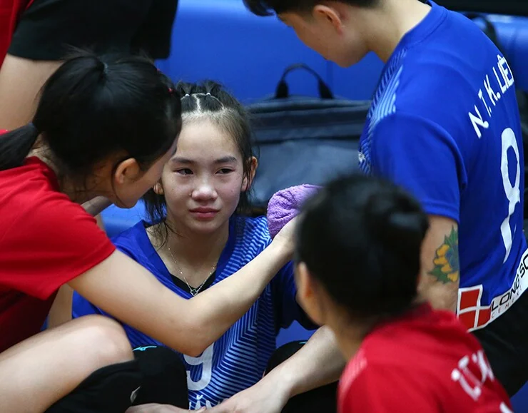Thủ môn xứ Thanh cùng U17 Việt Nam tập trung cao độ chuẩn bị cho World Cup 2026; Nguy cơ hoãn Asian Cup 2027