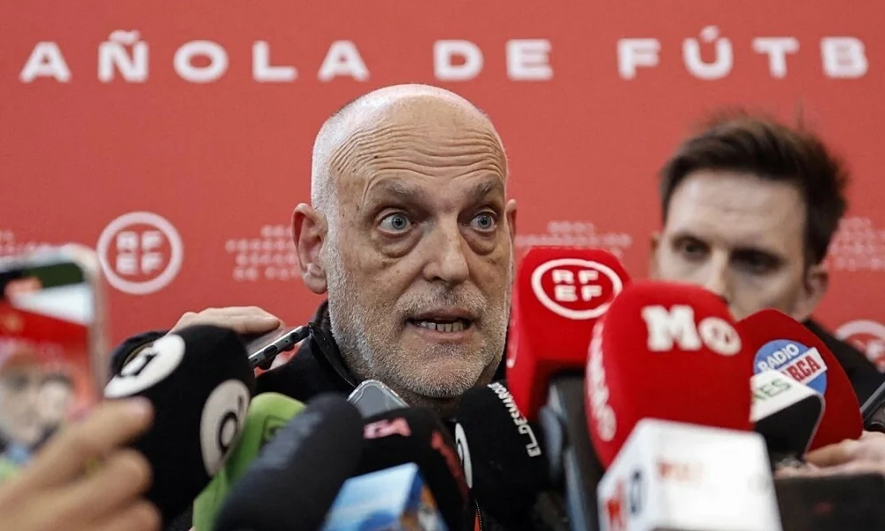Olaha Mạnh Đức đủ điều kiện khoác áo tuyển Việt Nam; Real Madrid yêu cầu Chủ tịch La Liga từ chức