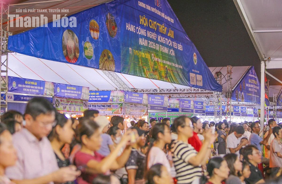 Lan tỏa sắc màu sản phẩm vùng miền