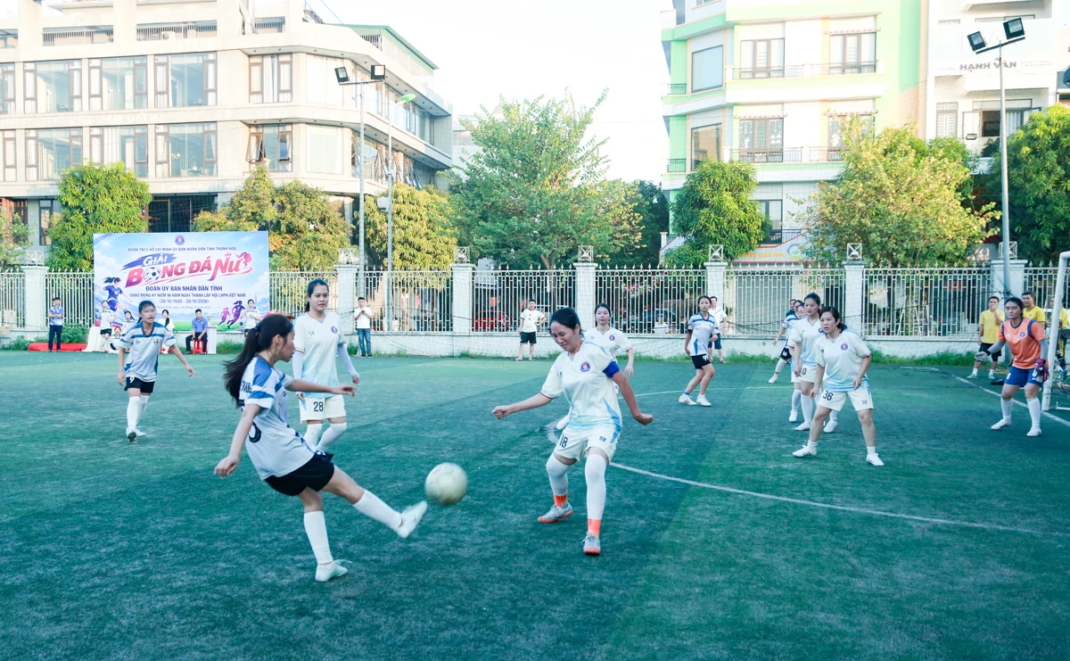 Sôi nổi Giải bóng đá nữ Đoàn UBND tỉnh năm 2026
