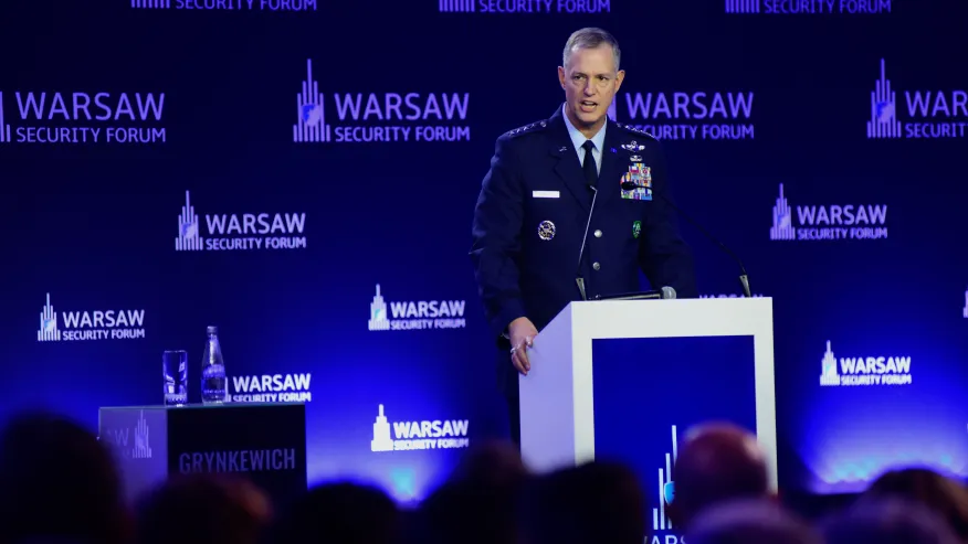 NATO sẽ đáp trả mạnh mẽ mọi cuộc tấn công nhằm vào lãnh thổ thành viên