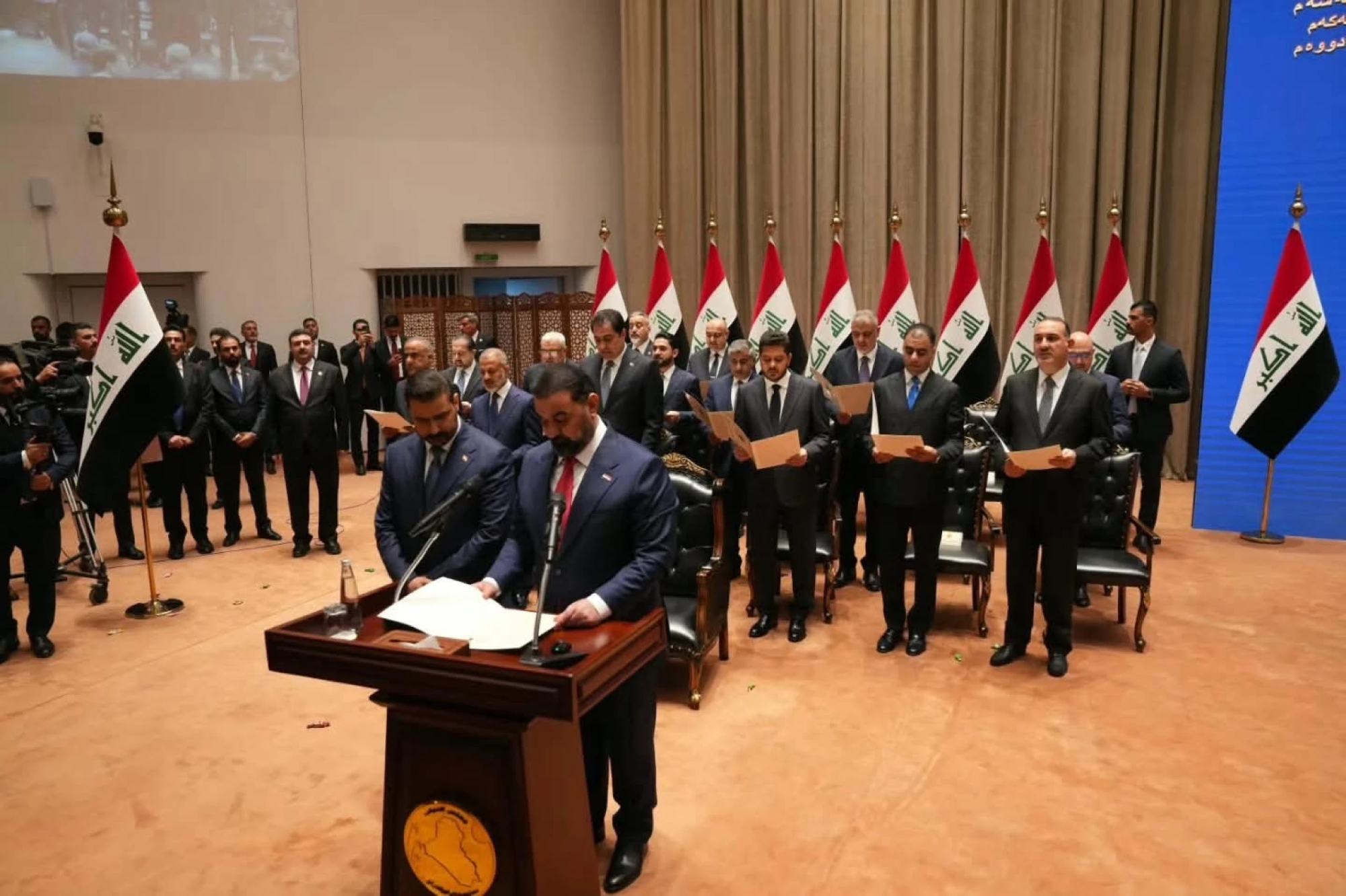 Quốc hội Iraq hoàn tất phê chuẩn nội các trong bối cảnh lo ngại kinh tế gia tăng