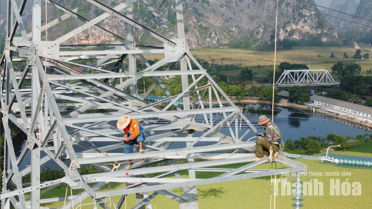 Dồn lực đưa Trạm biến áp 220kV Sầm Sơn và đường dây đấu nối về đích trong tháng 12/2026
