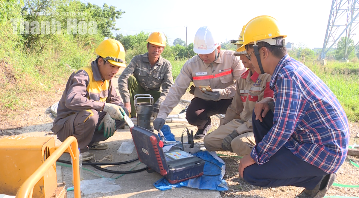 Dồn lực đưa Trạm biến áp 220kV Sầm Sơn và đường dây đấu nối về đích trong tháng 12/2026