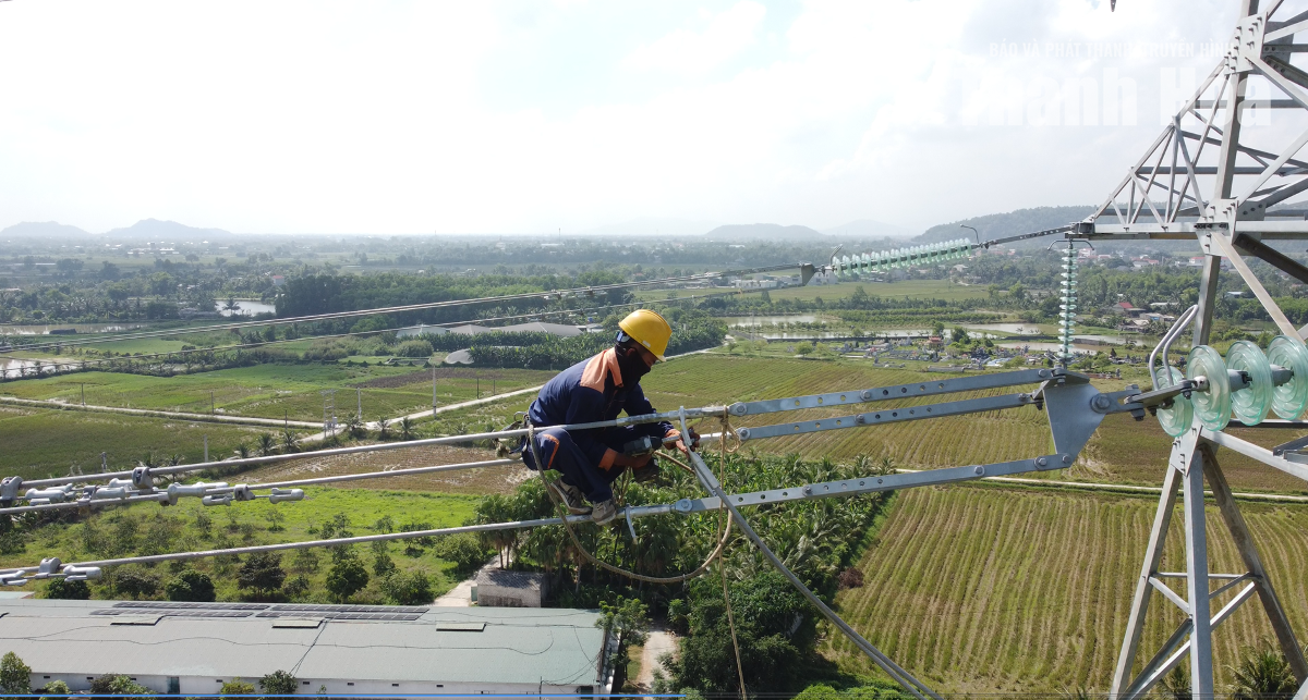 Dồn lực đưa Trạm biến áp 220kV Sầm Sơn và đường dây đấu nối về đích trong tháng 12/2026