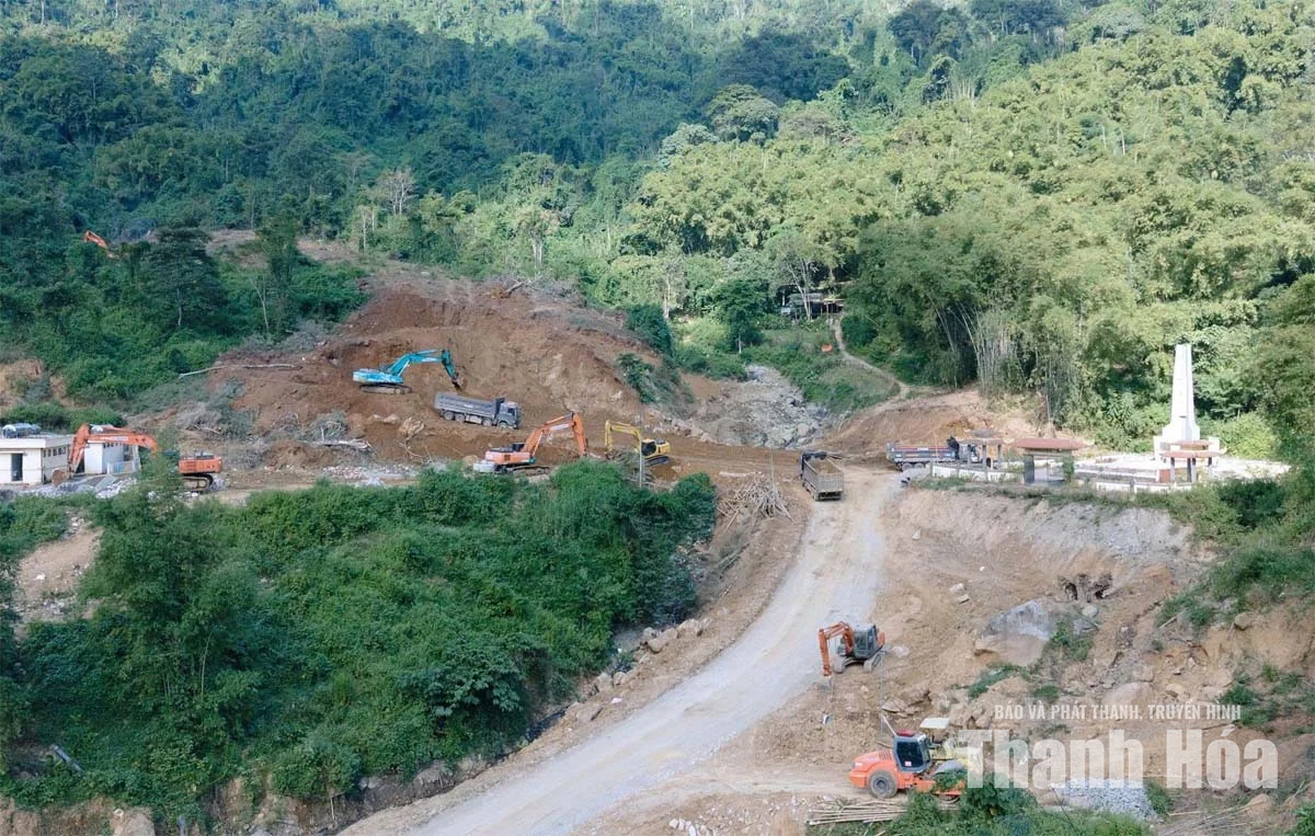 Trung Lý giải phóng mặt bằng&nbsp;phục vụ dự án trường nội trú liên cấp
