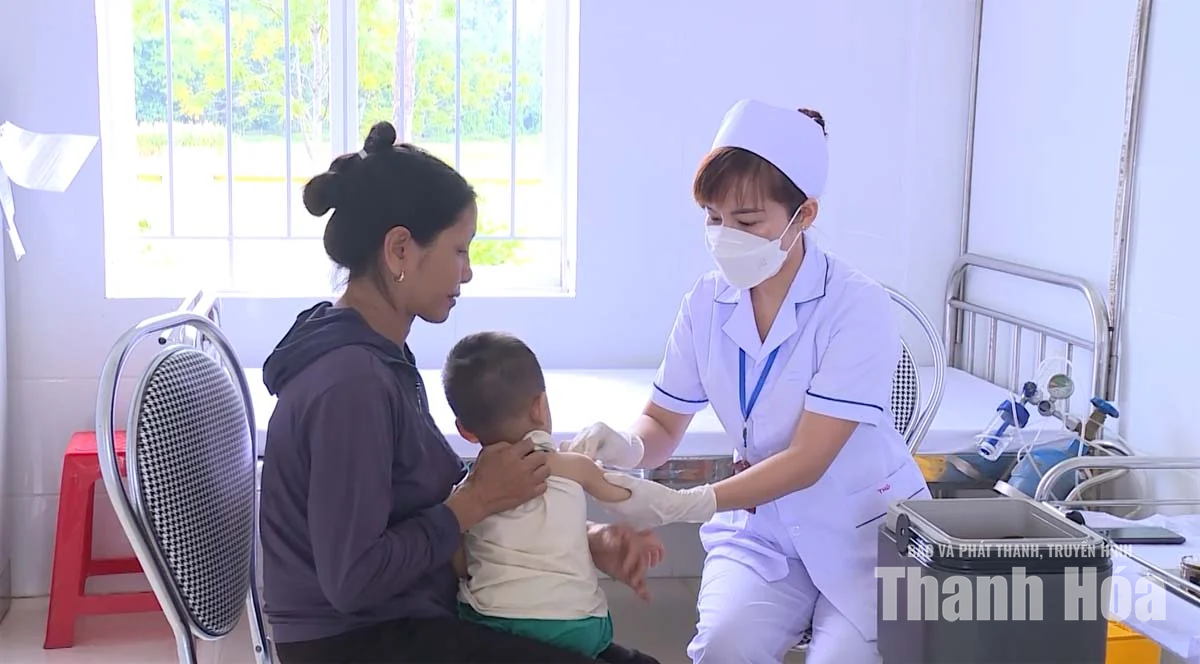 Khi trẻ em đối diện với nguy cơ&nbsp;gánh nặng bệnh tật kép