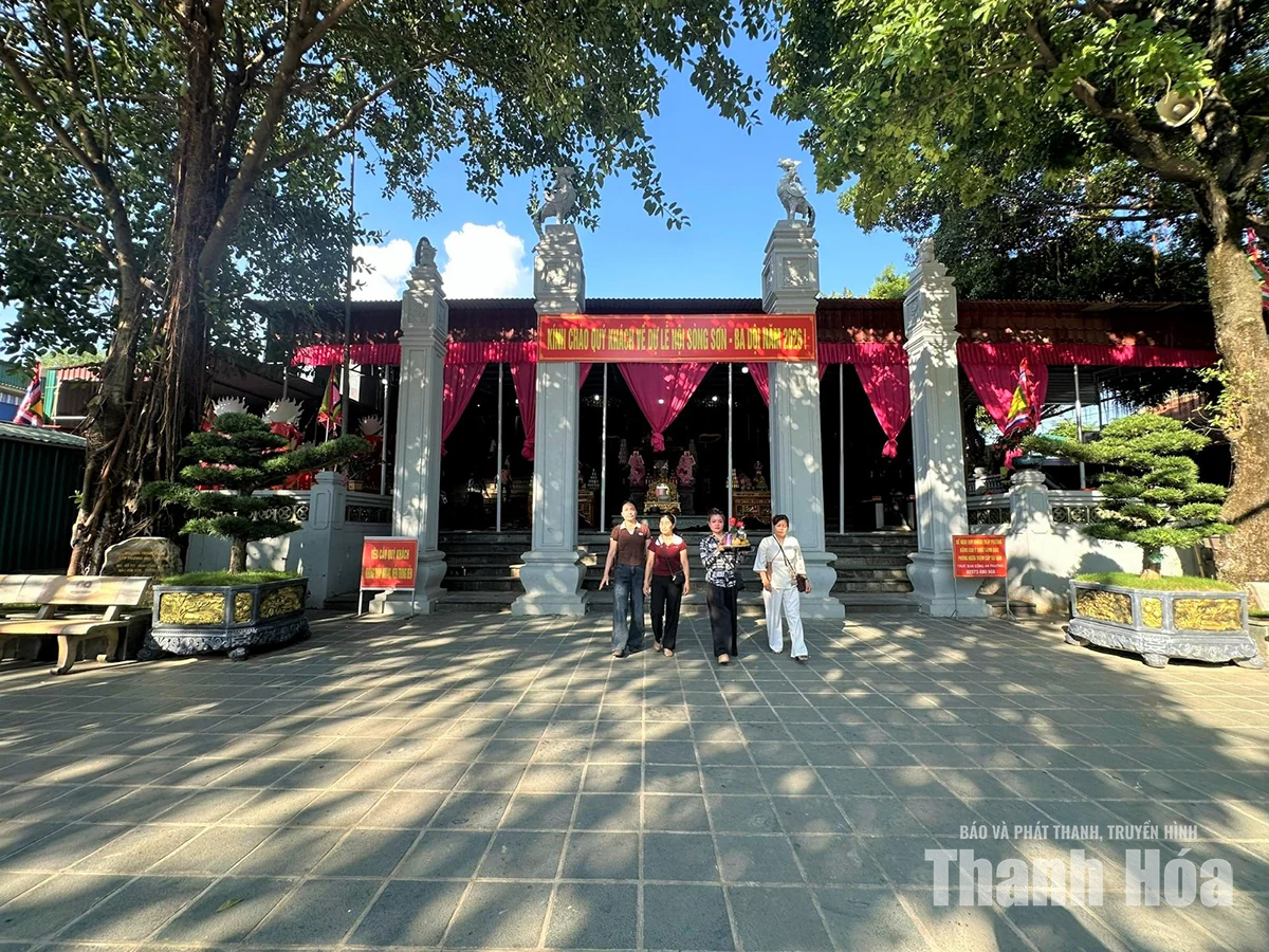 Giữ gìn và phát huy giá trị văn hóa&nbsp;đền Chín Giếng