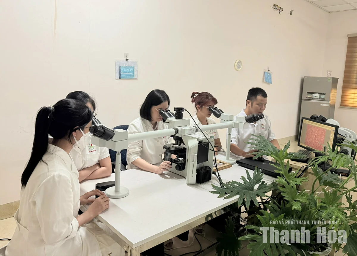 Nữ b&aacute;c sĩ mang hy vọng cho người ung thư