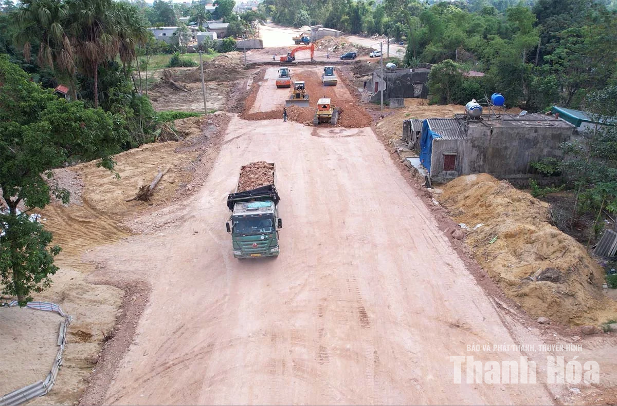 Tăng trưởng quý IV: Áp lực lớn, dồn lực bứt tốc
