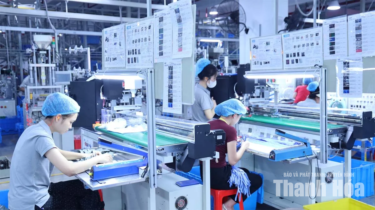 Tăng trưởng quý IV: Áp lực lớn, dồn lực bứt tốc
