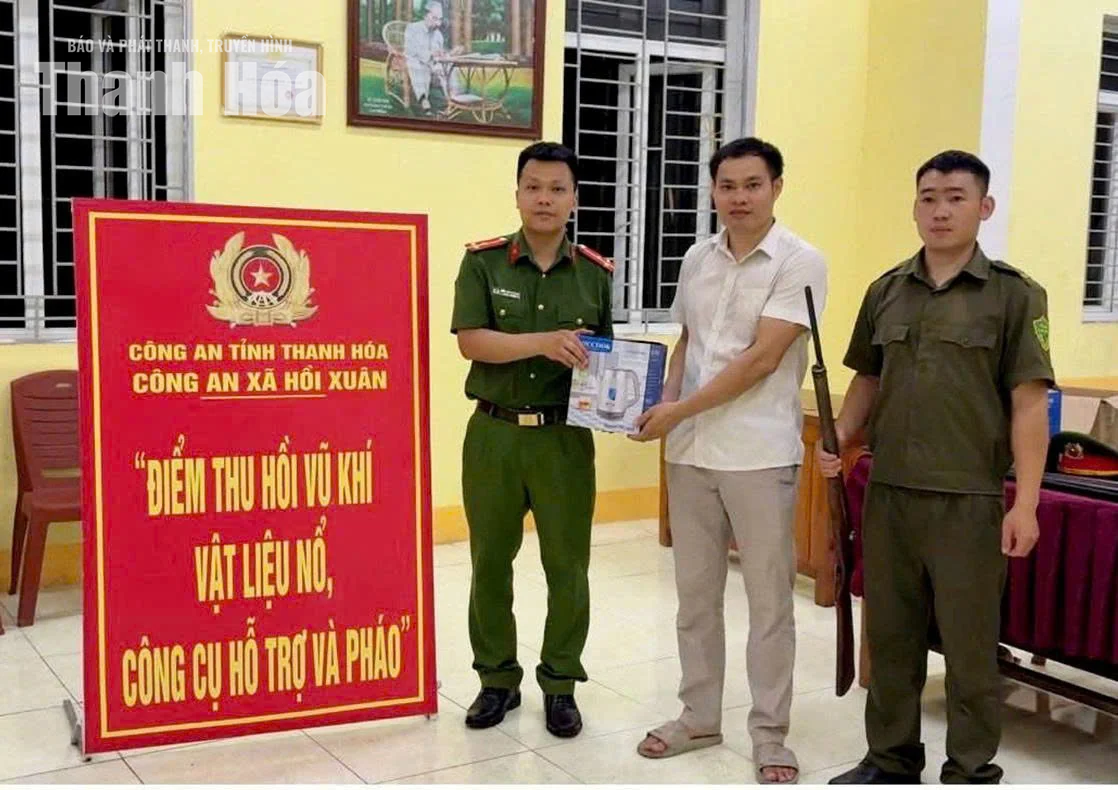 Xây dựng thế trận lòng dân trong công tác đảm bảo an ninh trật tự