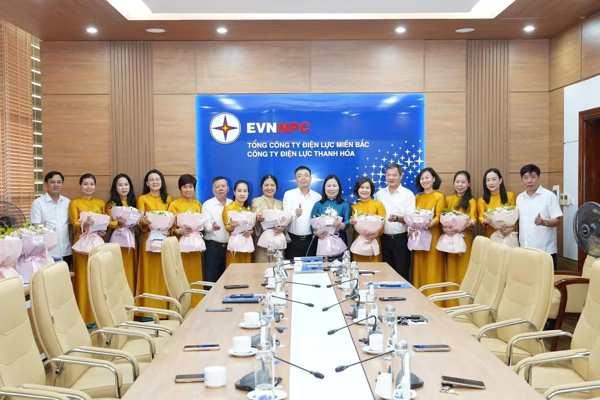 Công ty Điện lực Thanh Hóa lan tỏa giá trị bình đẳng, tôn vinh phụ nữ nhân ngày 20/10