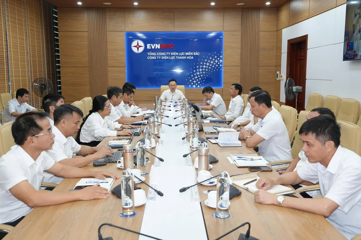 Công ty Điện lực Thanh Hóa tổ chức Hội nghị nhận xét, đánh giá, xếp loại với người đứng đầu