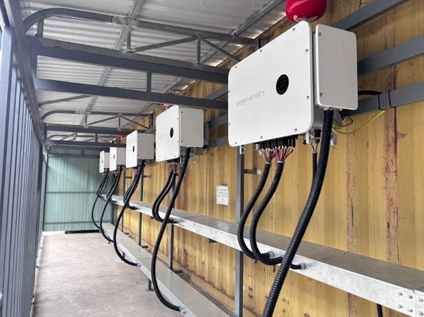 Mạng lưới phân phối thiết bị điện mặt trời của Việt Nam Solar