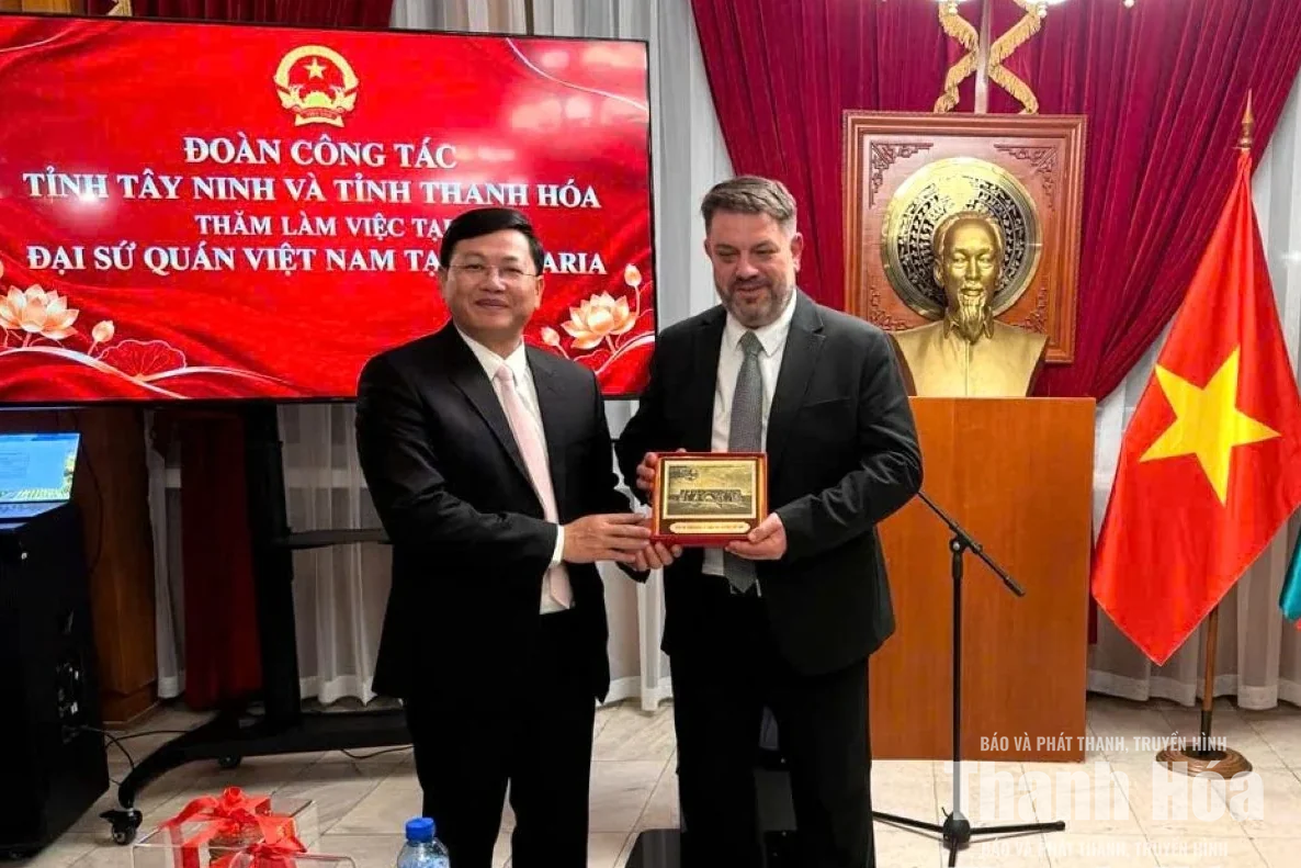 Mở rộng cơ hội hợp tác đầu tư, thương mại tại Bulgaria