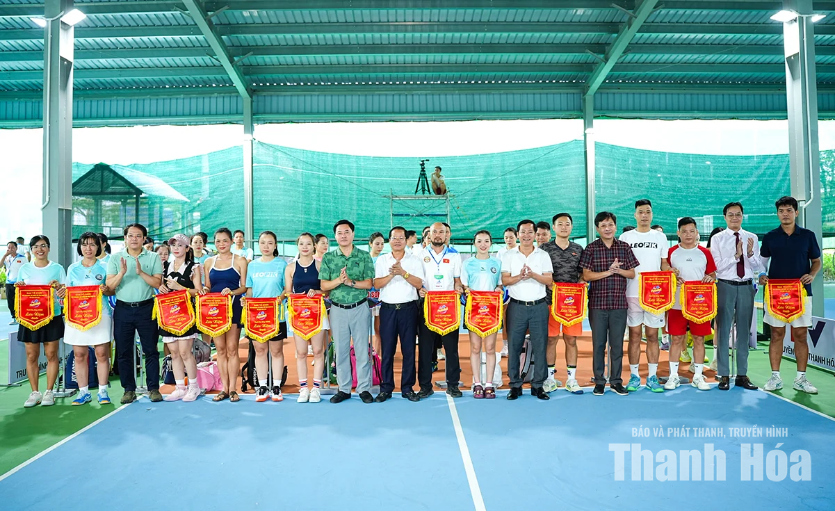 Gần 200 VĐV tranh tài tại Giải Pickleball các nhóm tuổi tỉnh Thanh Hóa mở rộng năm 2026