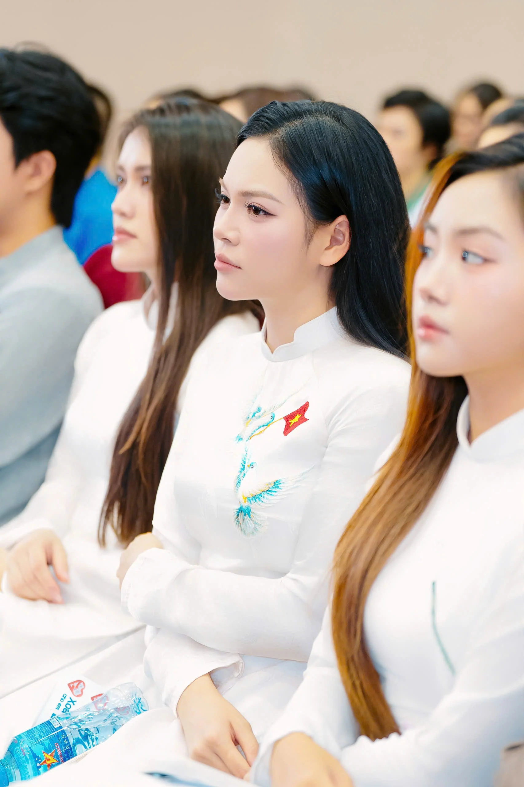 Top 12 Sao Mai 2026 lan tỏa yêu thương qua chương trình “Xóa bớt cho em”