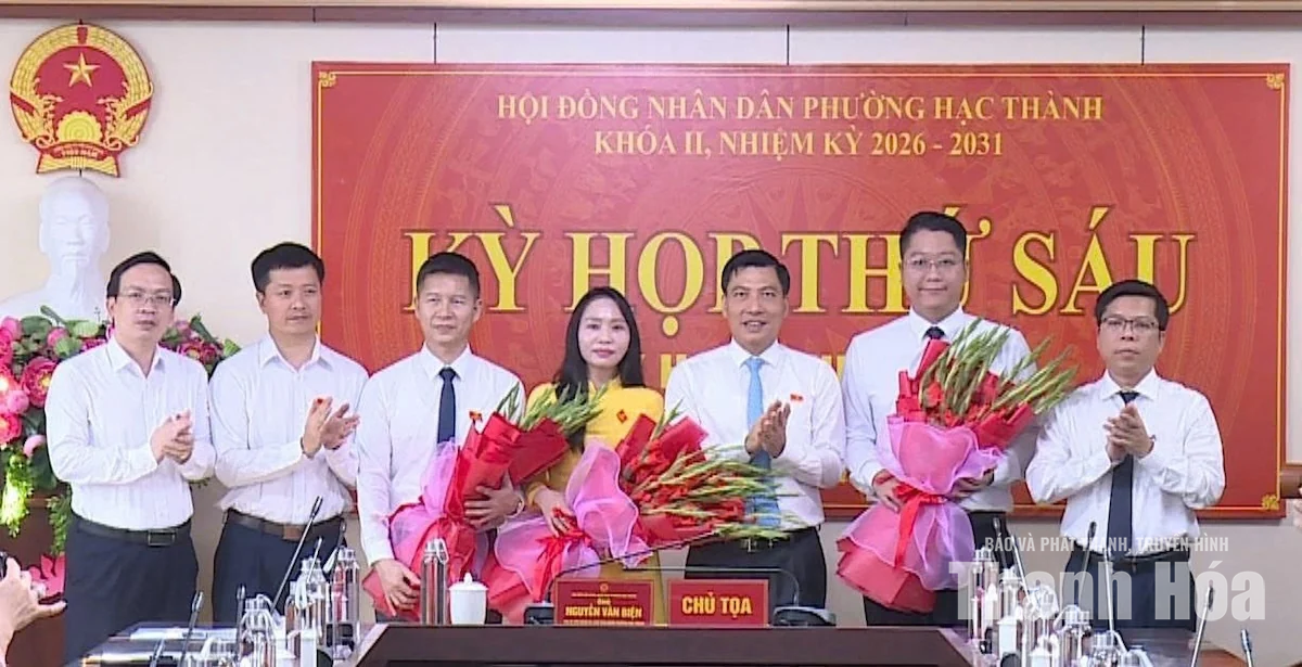 Phường Hạc Thành kiện toàn các chức danh lãnh đạo HĐND, UBND